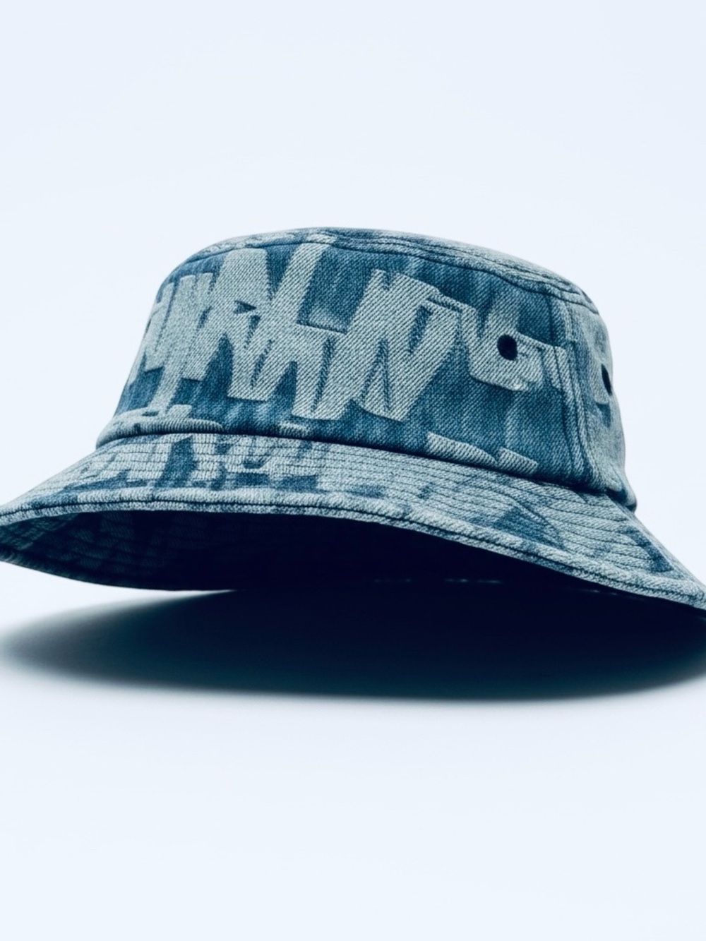 SUPREME SS22 FAT TIP JACQUARD DENIM CRUSHER BUCKET HAT BLUE S/M